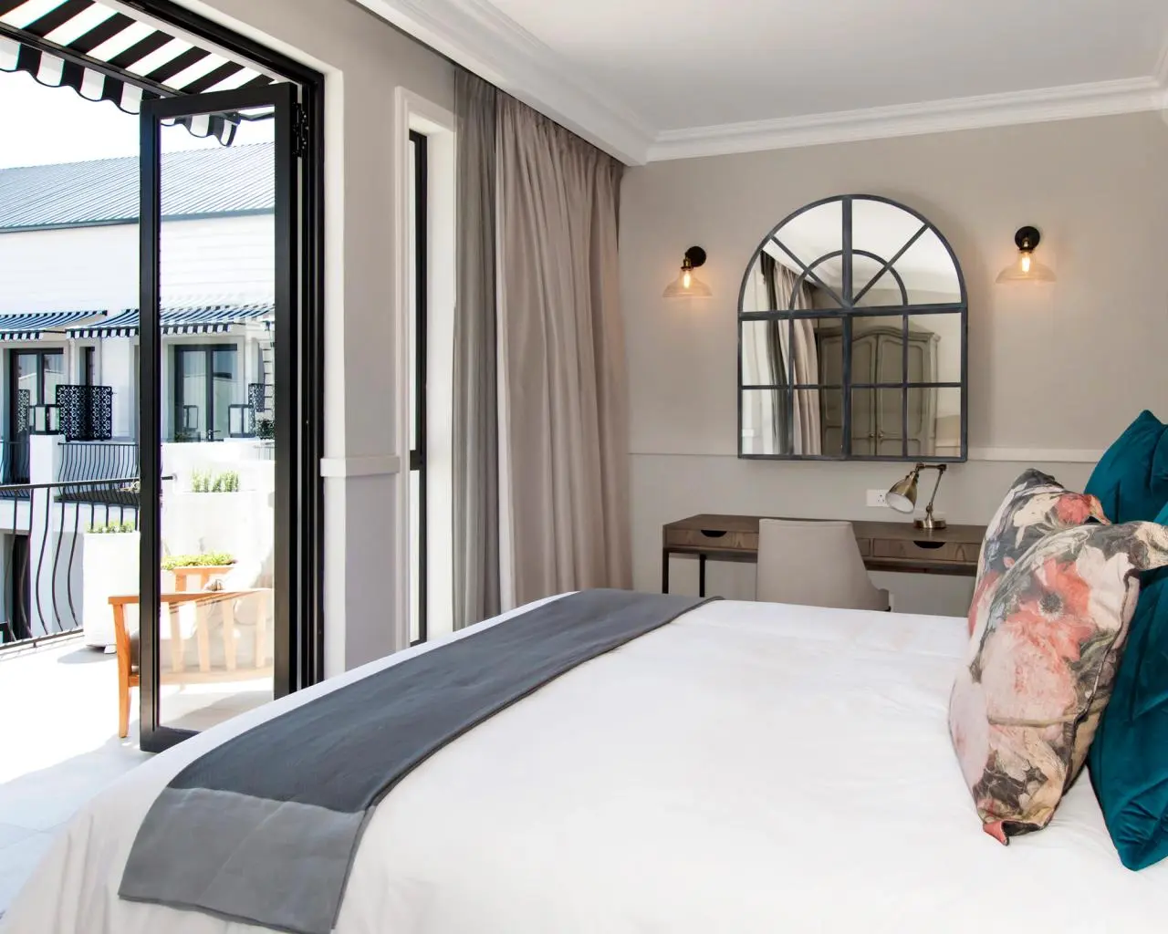 The Weinberg Hotel